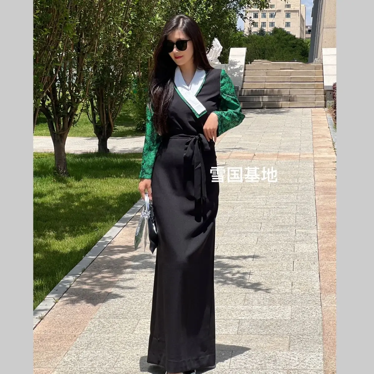 新しいエスニックボーラチベット気質服女性のツーピースチベット服