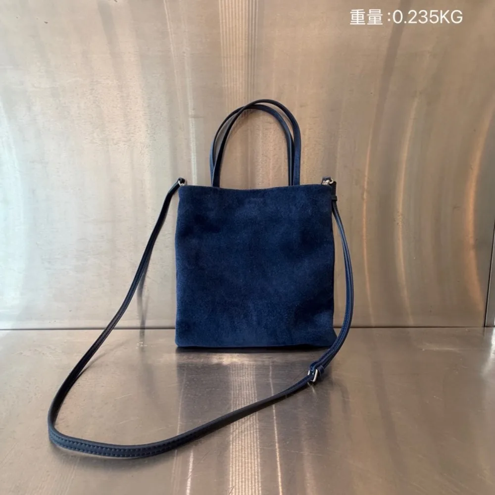2026 New Leather Matte Cowhide Shoulder Women's Large-capacity Tote Bag Commuter Versatile Messenger with Unique and Fashionable