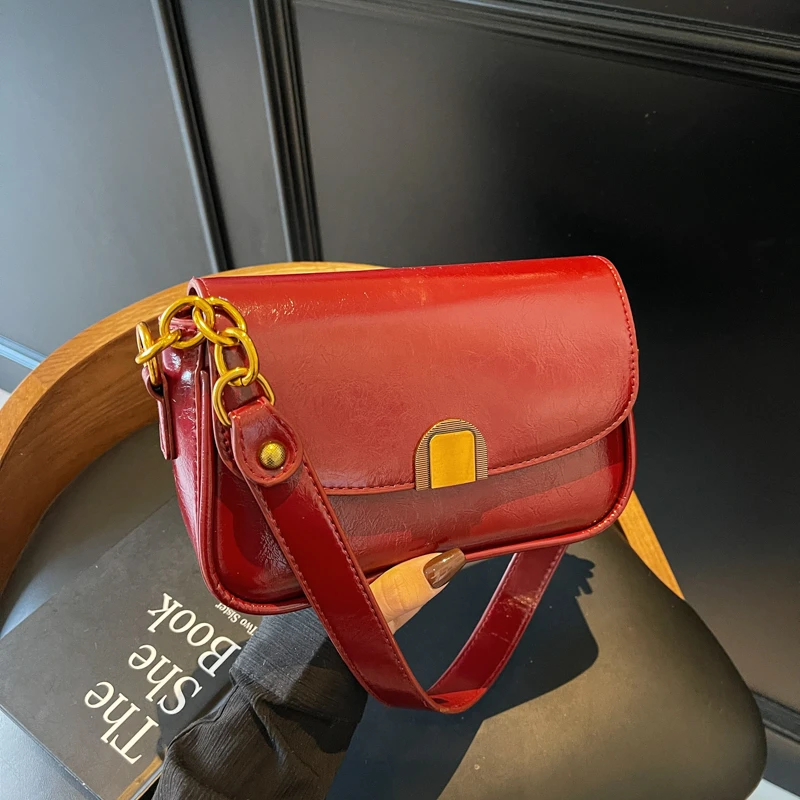 

Valentine's Day Large Capacity PU Solid Covered Small Square Bag for Women 2025 New Versatile Shoulder Bag Commuting Bag