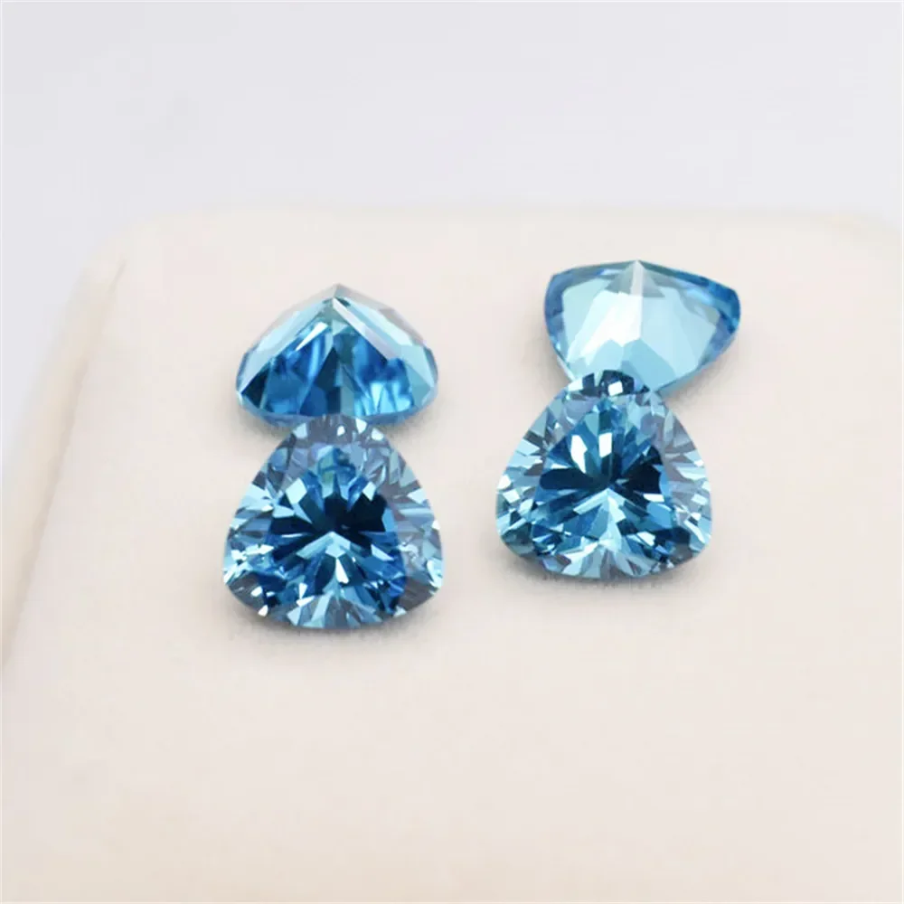 Trilliant Cut Vivid Blue Aquamarine Gem Triangular Faceted Aquamarine For Jewelry Making