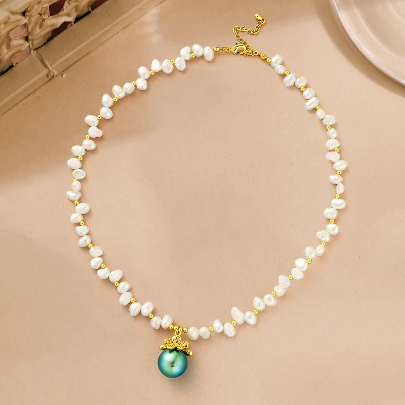 

Fashion Human Breeding Pearls Strand Chain Light Luxury Cubic Zircon Flower Green Pearl Pendant Necklace Classic Choker for Wome