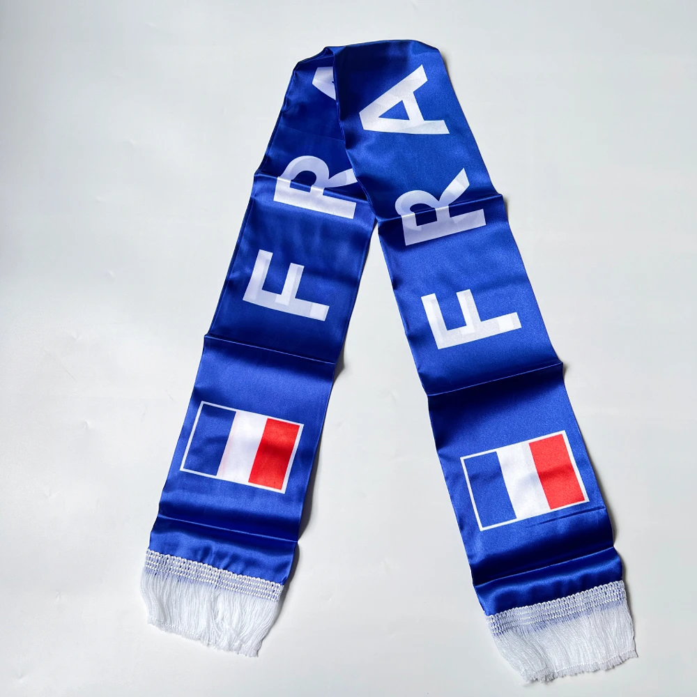 Scarf flag detail 2