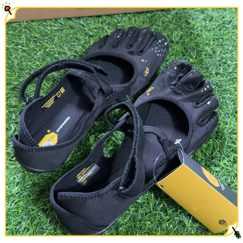 five-fingers-split-toe-barefoot-shoes-breathable-soft-flexible-non-slip-lightweight-yoga-pilates-dance-gym-fitness-training