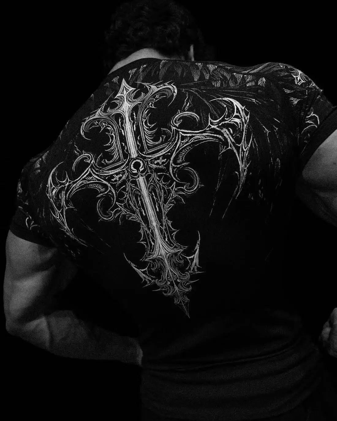 Men Quick Dry Compression Tee Gothic Red Cross Wings Back Print T-shirt Gym Bodybuilding Workout Short Sleeve Sports Shirt top