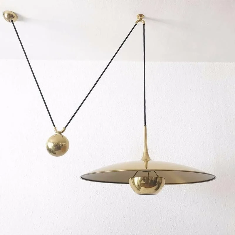 Creative personality UFO pulley chandelier Bauhaus style dining room living room clothing