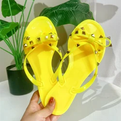 Ladies Leisure Waterproof Shoes Summer Zoris Slippers In Flats Clear Yellow Flip-Flops With Gold Stud Bow-Knot PVC Slides 36-42