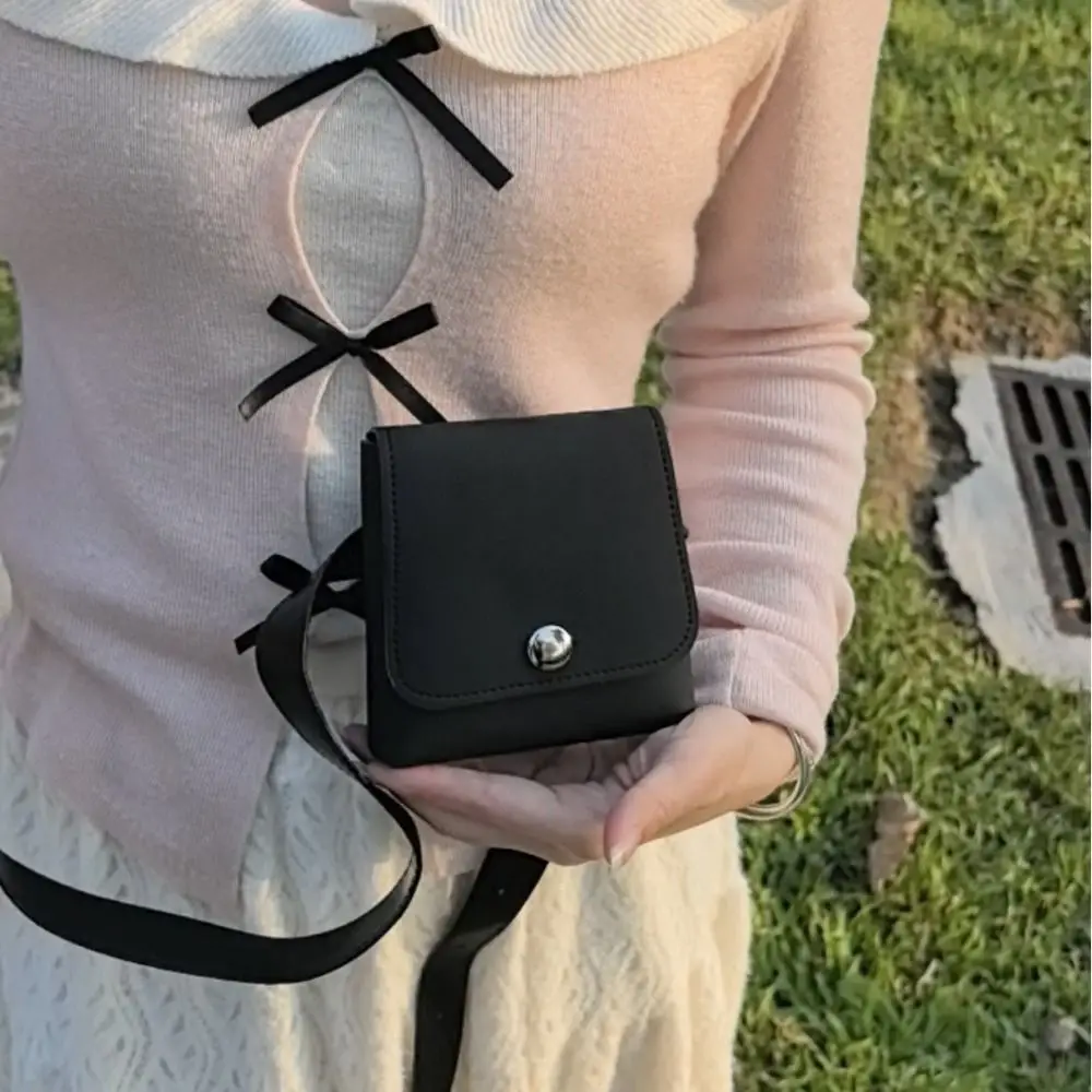 

Portable Hanging Neck Headphone Bag PU Leather Multifunctional Lanyard Lipstick Bag Square Card Holder Small Coin Purse Party