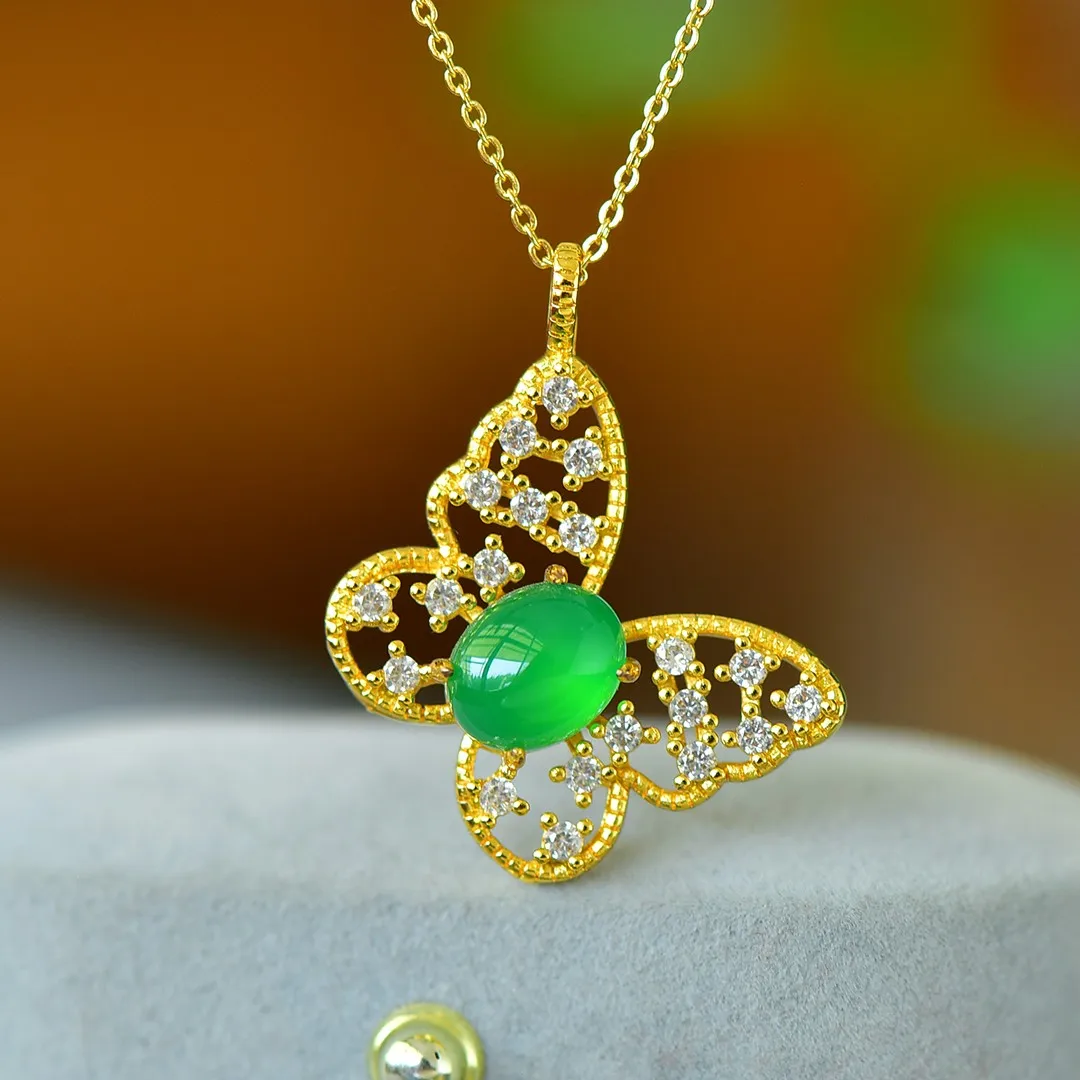 Exquisite jade butterfly inlaid pendant light luxury high-grade sense of clavicle chain