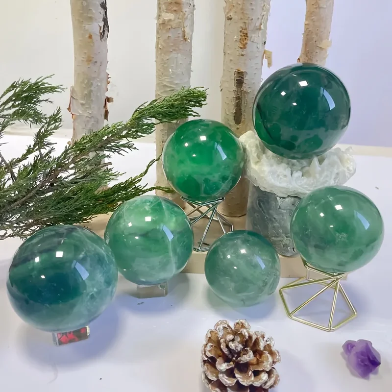 1 natural green fluorite crystal ball, polished surface, chakra gift, suitable for holidays and special occasions.