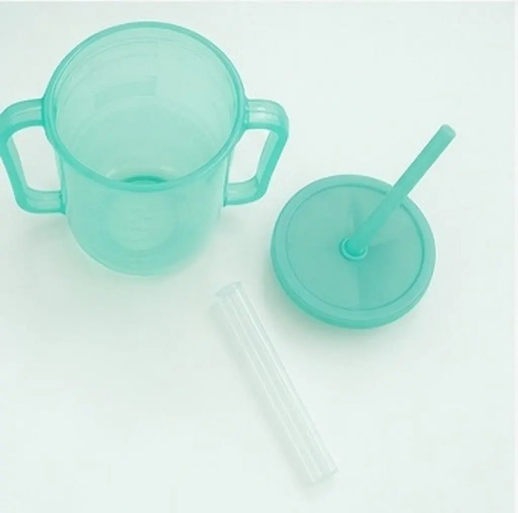 2pcs Spill-Proof Adult Sippy Cups for Elderly, Bedridden & Disabled – BPA-Free Plastic Nursing Drinking Cups
