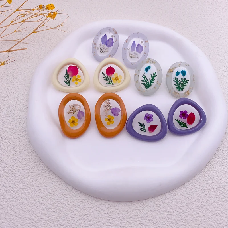 Minar New Chic Multicolor Dye Real Flowers Acrylic Resin Earring for Women Oval Geometric Irregular Drop Earrings Daily Jewelry