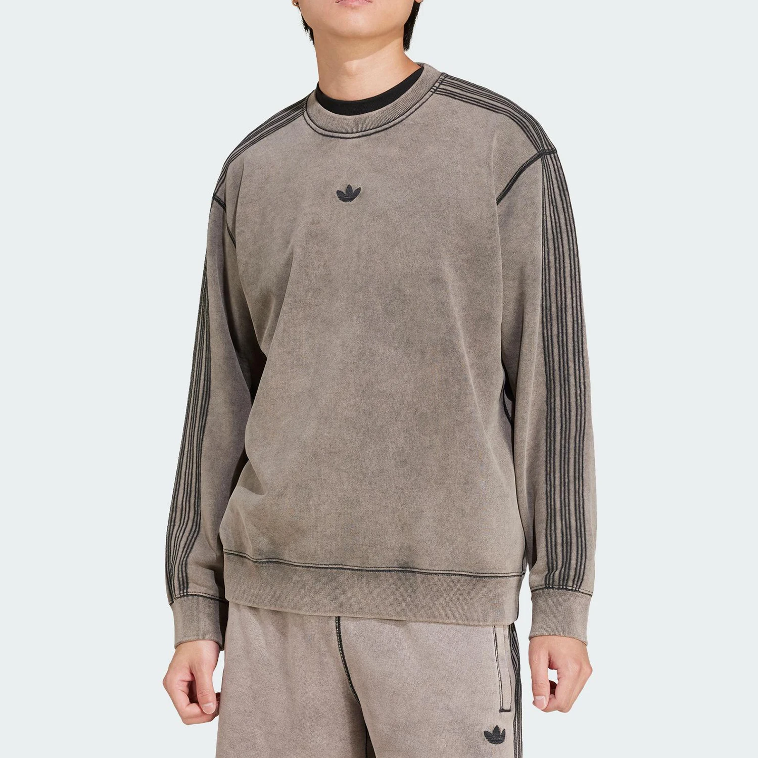 

Adidas genuine Men's Knit Round Neck Sweatshirt JD0246