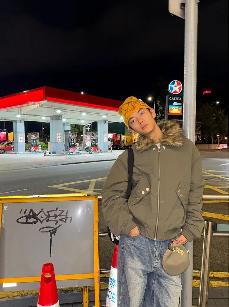 

Мужские коричневые куртки с меховым воротником для весеннего альпинизма, путешествий и активного отдыха, теплые, качественные, из натуральной шерсти