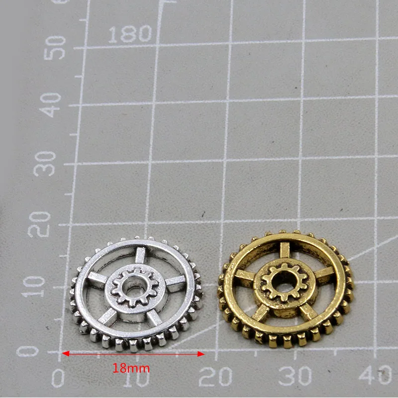 20PCS 18mm 4 Color Vintage Metal Zinc Alloy Steampunk Gear Round Hollow Charms Fit Jewelry Pendant Makings