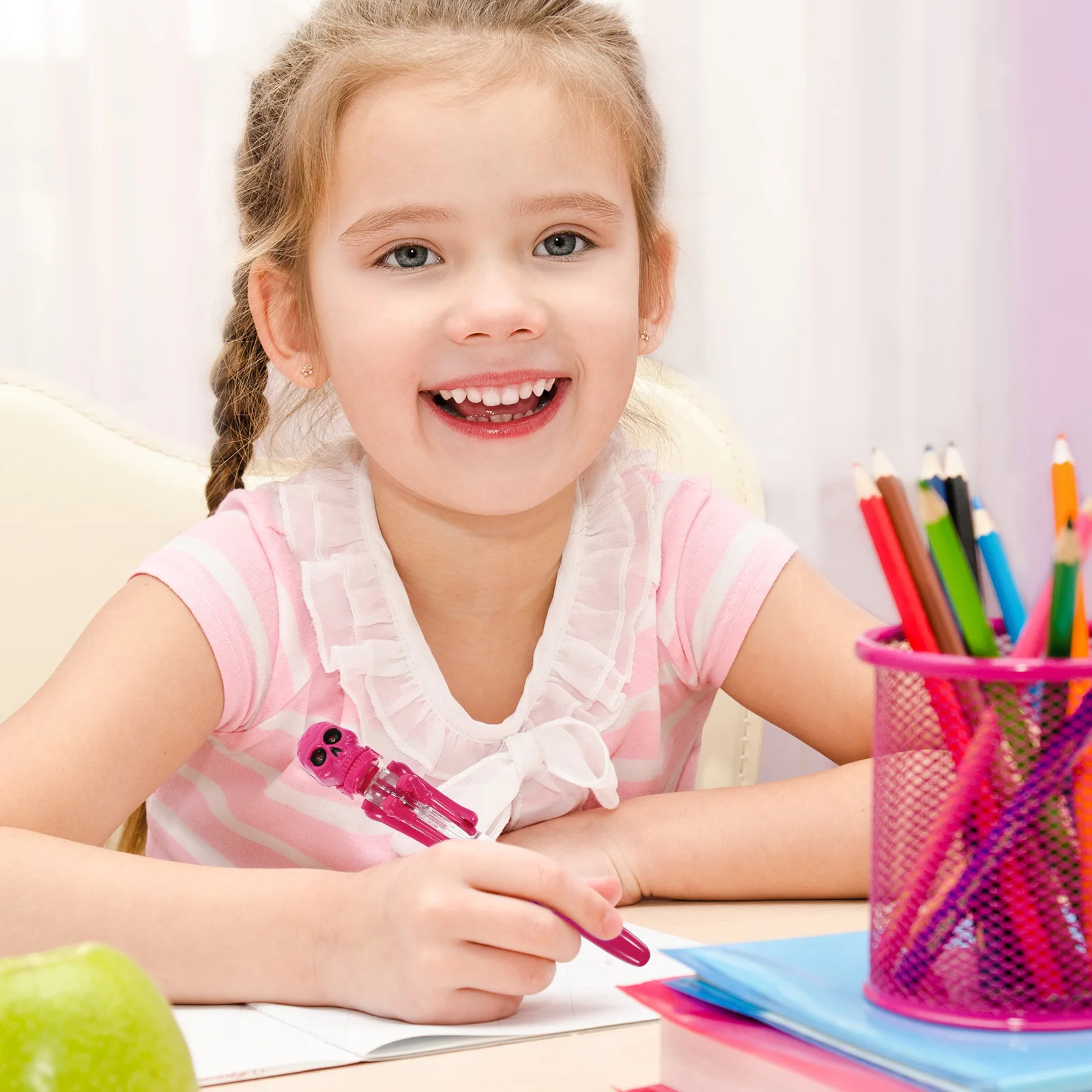 

3 шт., шариковые ручки на Хэллоуин, светящаяся ручка с тыквой и черепом, школьные канцелярские принадлежности для студентов, шариковые ручки на Хэллоуин