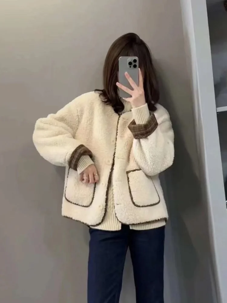 

Lamb Wool et Fur Coat Woman Tracksuits Sporty Exercise Training Workout Fitness Physical Activity Recreation Sport