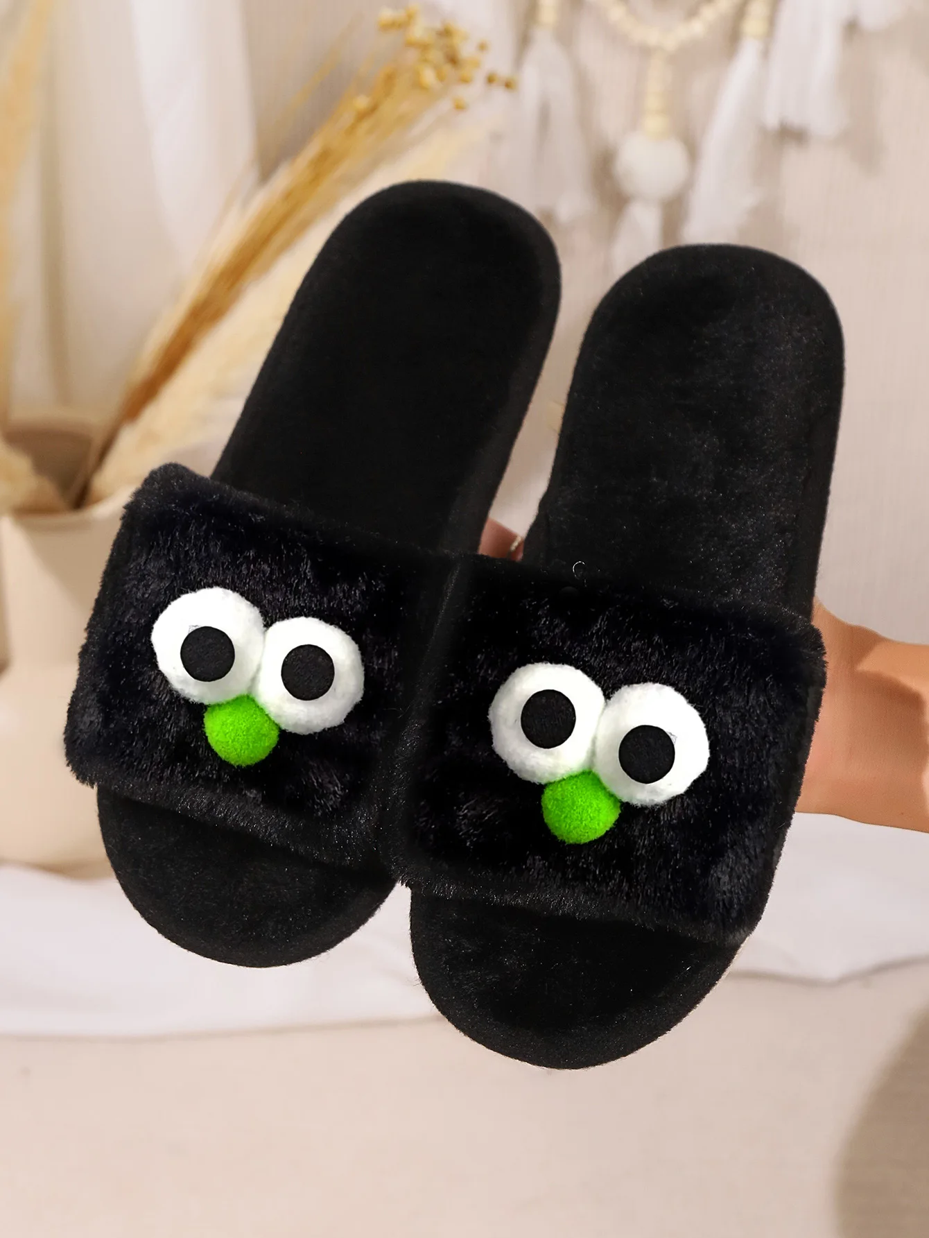 شباشب نسائية، للخريف والشتاء، داخلية غير قابلة للانزلاق، دافئة، عيون صغيرة لطيفة، شباشب مفتوحة من القطيفة الكرتونية بكلمة واحدة