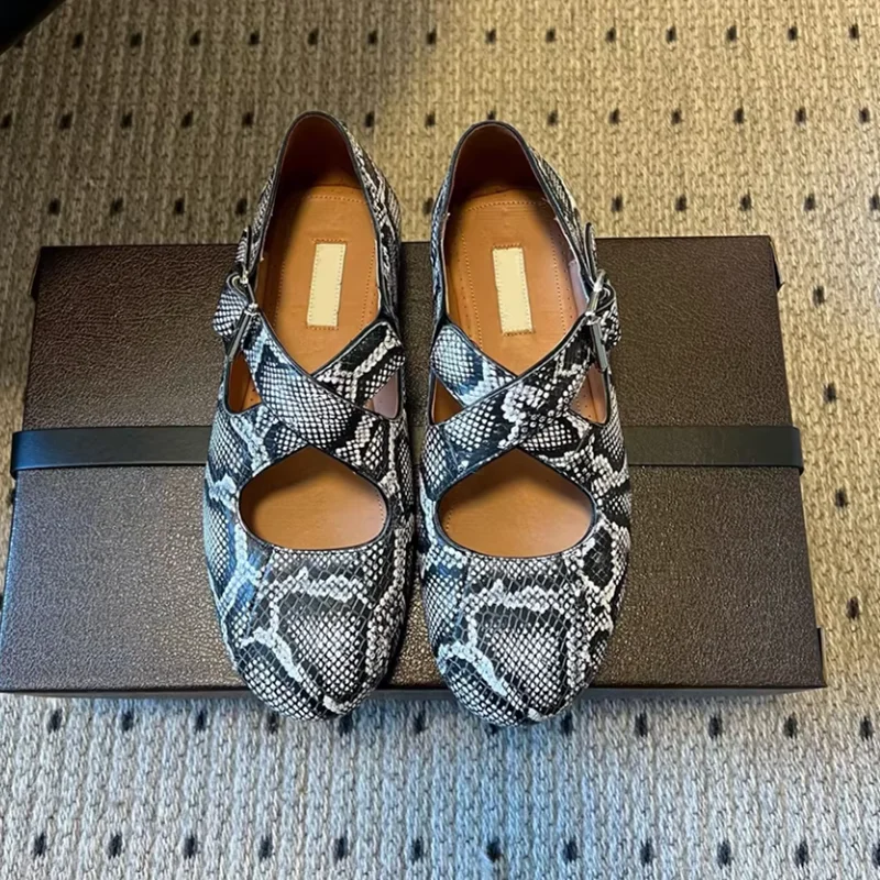 

Designer Brand Original Spring New Fashionable Horse Fur Buckle With Mary Jane Shoes Women's Leather Flat Ballet Shoes