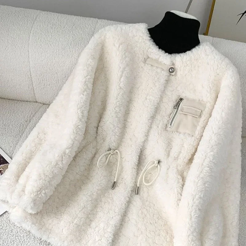 2026 Winter New Fashion Lamb Wool Coat Women Imitate Fur Coat Fur Integrated Waist Cinching High-end Versatile Warm Overcoat Top