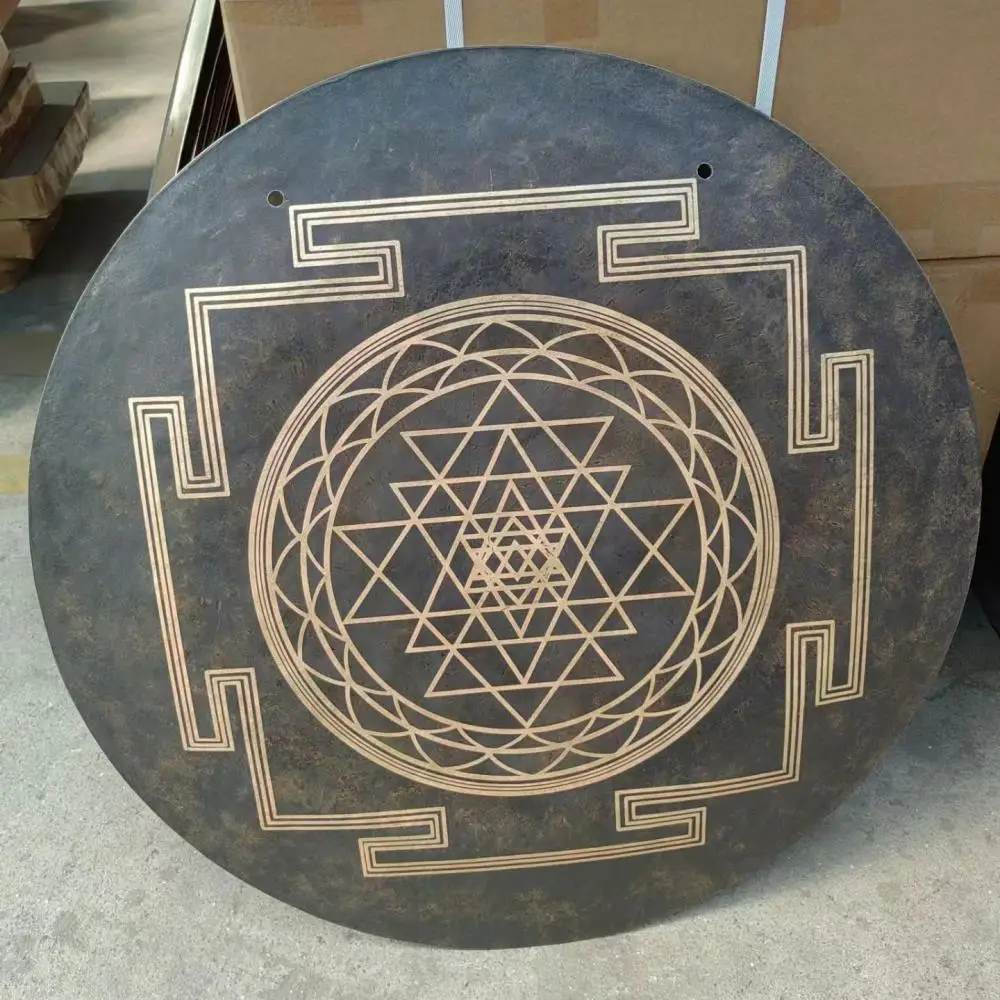 

Гонги для звукотерапии Arborea - Гонг Sri Yantra Black Wind 18"-36" с бесплатным деревянным молотком для йоги и медитации