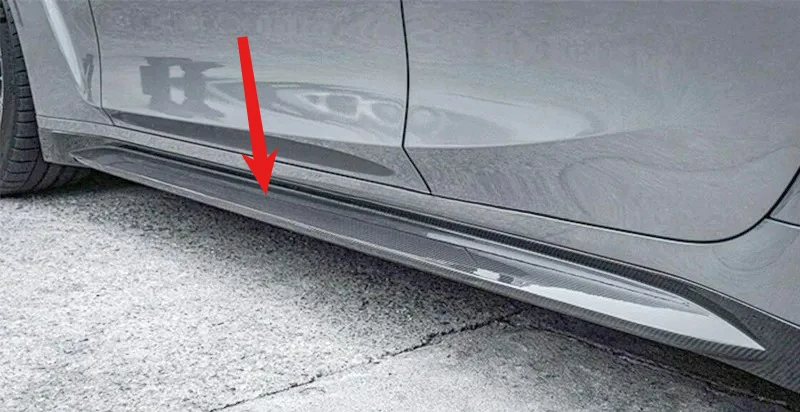 

Заводская посадка для BMW G80 M3, расширенные боковые юбки панели маятника из углеродного волокна, 2022.