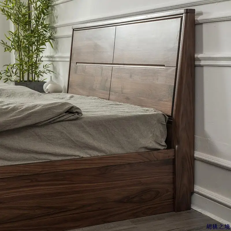 Letto matrimoniale a scatola in legno massello di noce nera nordamericana