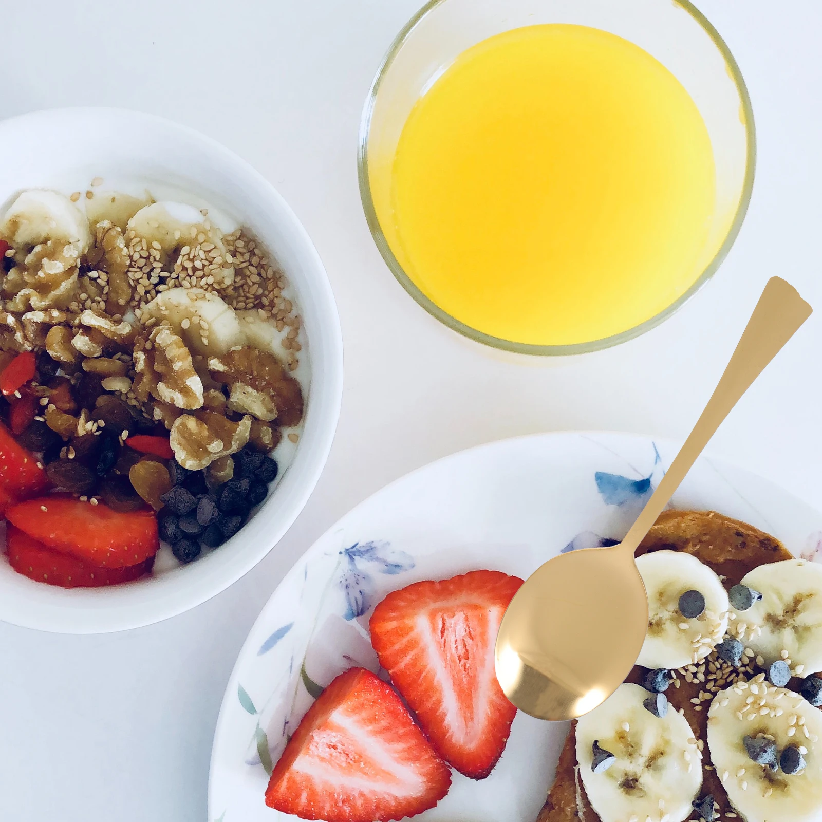 

4Pcs Stainless Steel Food Clips Comfortable Handle Portable Tableware for Home Travel Entertaining Soup Spoon