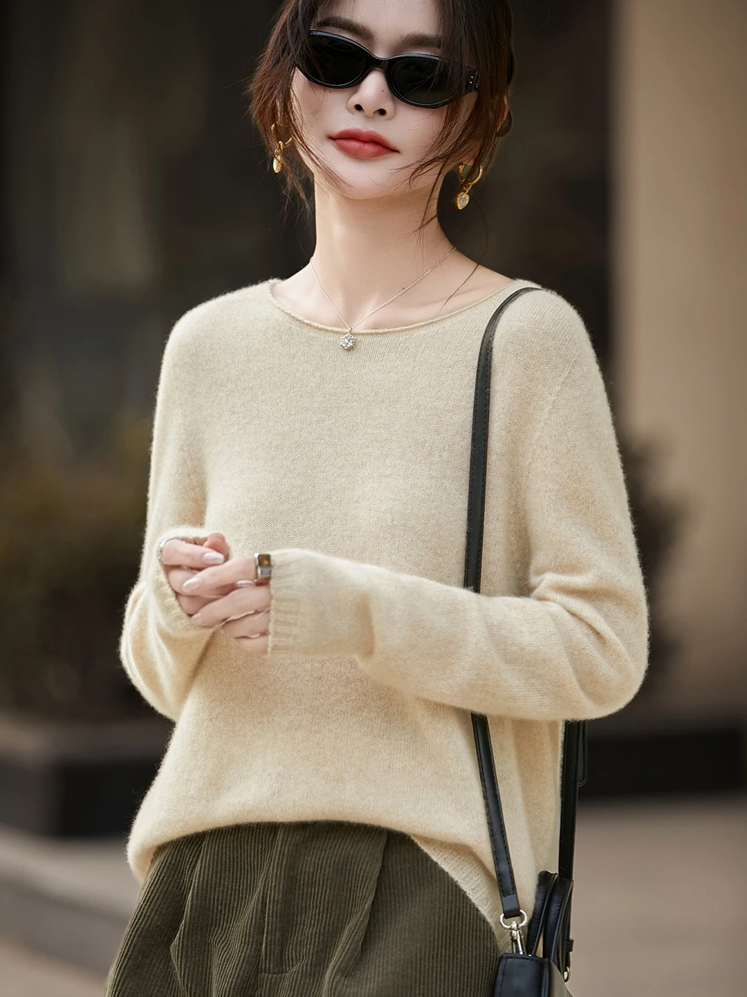 Autumn Winter Women's 100 Pure Wool Knitwear round Neck Cuffed Loose Base Layer Shirt Lazy Style Casual Comfortable Sweater