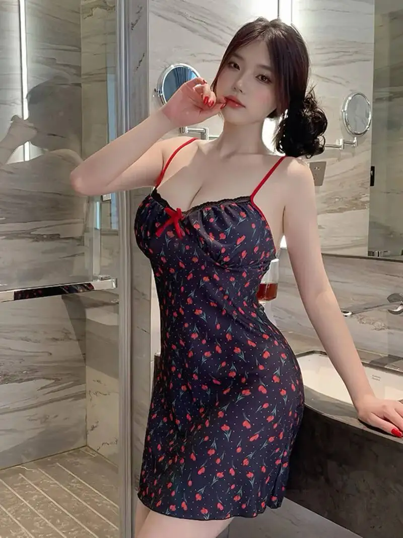 セクシーな寝間着フレッシュスタイルの女性のストラップドレスエレガントな花柄純粋な欲望薄型ストラップネグリジェホットセクシーな韓国女性 JLB8
