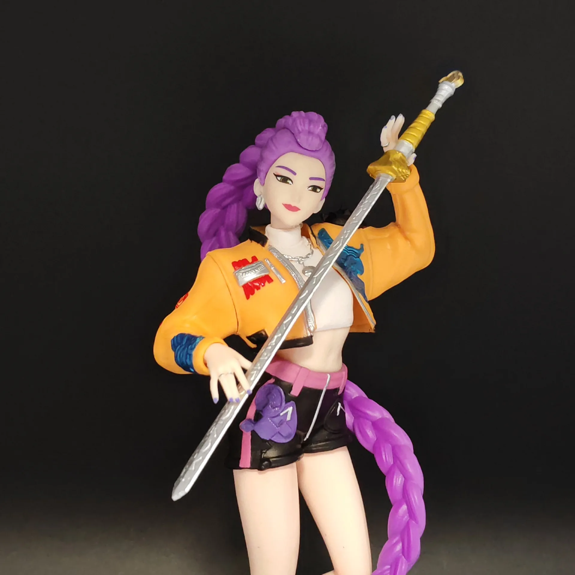 Hexenjagd-Team Rumi Mira Zoe Niedliche Schöne Mädchen-Actionfigur Anime-Charaktermodell Hochdetailliertes Desktop-Ornament Spielzeug Geschenk – Detail 9