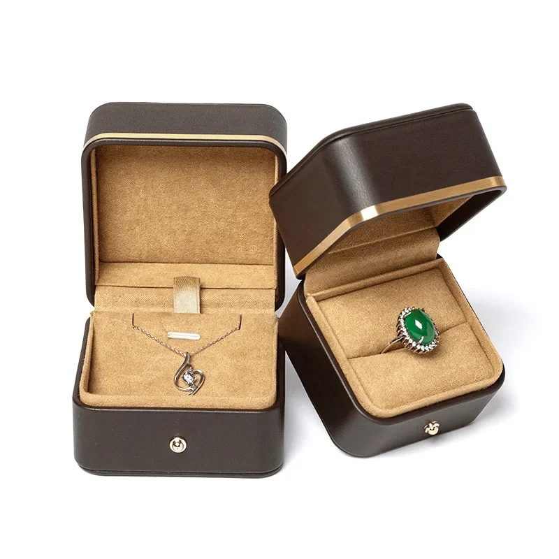 LbarleyHigh Quality PU Leather Jewely Boxes Necklace Bangle Bracelet Ring Gift Packaing Case with Custom Logo