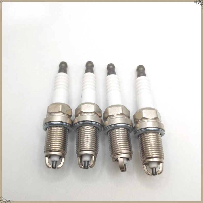 

7700500168 (BKR6EK) 4pcs Car Spark Plug for RENAULT SANDERO STEPWAY LOGAN LOGAN THALIA TWINGO 1.4L 1.6L 1.2L K7M K7J D7F