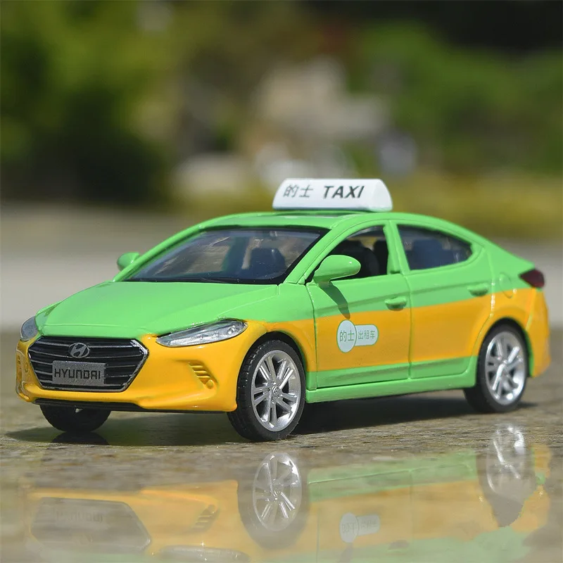 1/43 Hyundai ELANTRA Alloy Taxi Car Model Diecasts Metal Toy Vehicles Car Model Simulation Collection Miniature Scale Kids Gifts