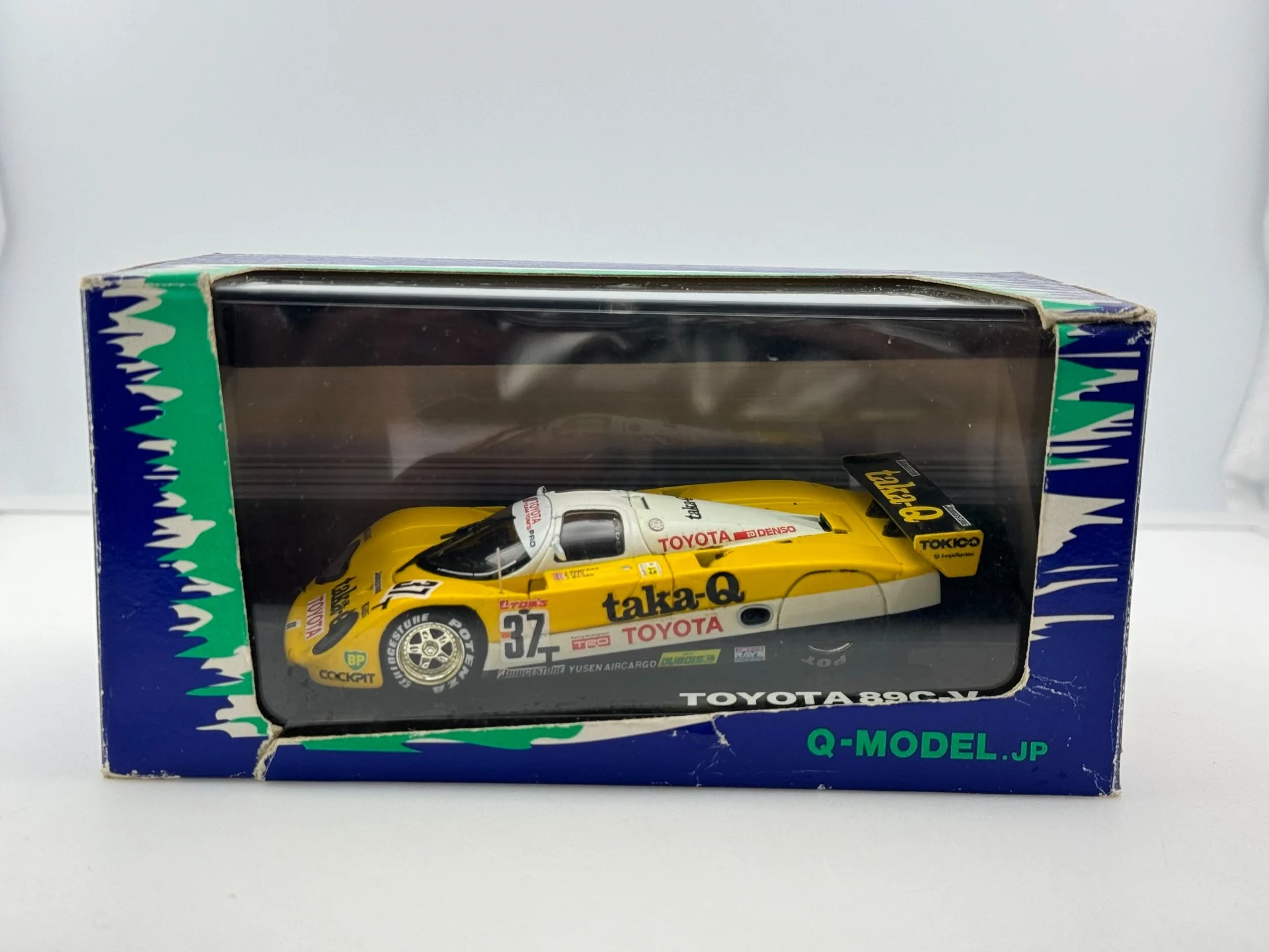 Коробка повреждений, литая под давлением модель Q, масштаб 1/43 TOYOTA 89C-V37 1989 Le Mans Racing, модель легкосплавного автомобиля Коробка повреждений, литая под давлением модель Q, масштаб 1/43 TOYOTA 89C-V37 1989 Le Mans Racing, модель легкосплавного автомобиля