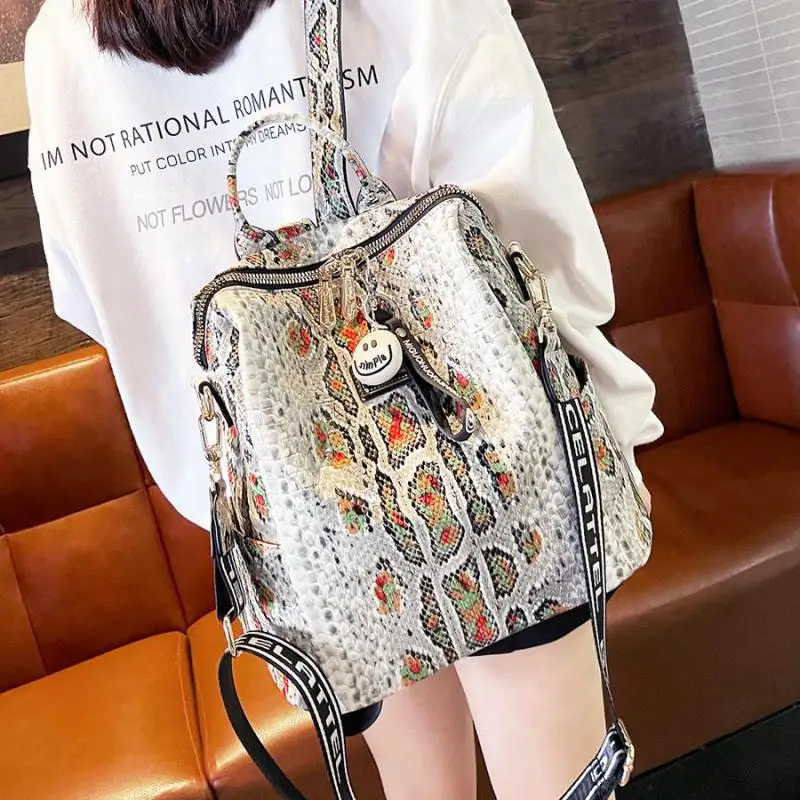 Luxury Brand Women Bag New High-quality Snake Print Backpack Large Capacity And Multifunctional Commuting Fashion Travel Bag