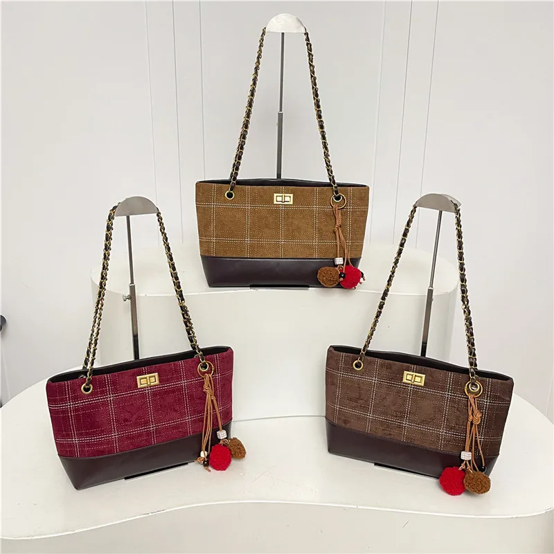 

2025 Vintage Minimalist Tote Bag, Spacious Shoulder Purse for Women, Autumn Crossbody Tote, Chic Day to Night Bag, Textured