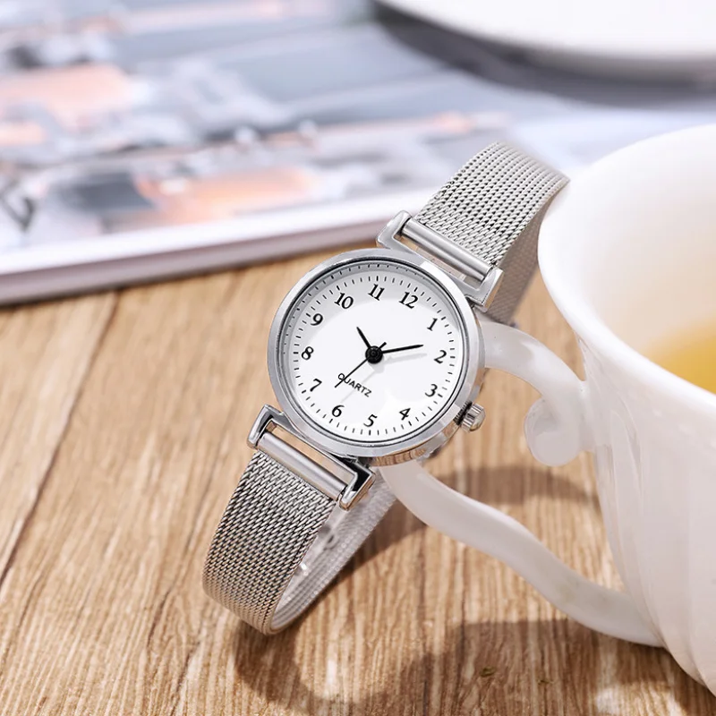 Women's Quartz Watch Elegant Korean Style Compact Decorative Fashion Mesh Strap High end Feel Ladies Wristwatch for Daily Wear