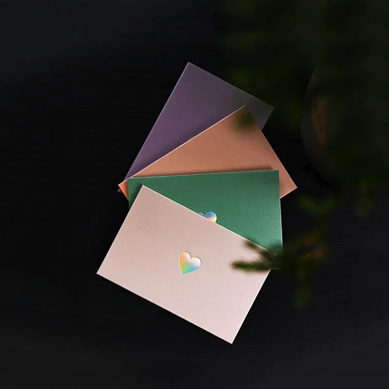 100Pcs Mini Envelope 250gsm Thick Pearl Paper Envelopes Laser Hot Stamping Heart Printed Gift Envelope for VIP Card/Bank Card