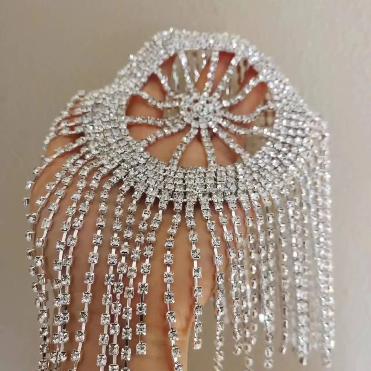 Luxy Bridal Headpiece Crystal Head Chain Hollow Rhinestone Tassel Hair Accessory Women Boho Flapper Cap Wedding Headwear Jewelry