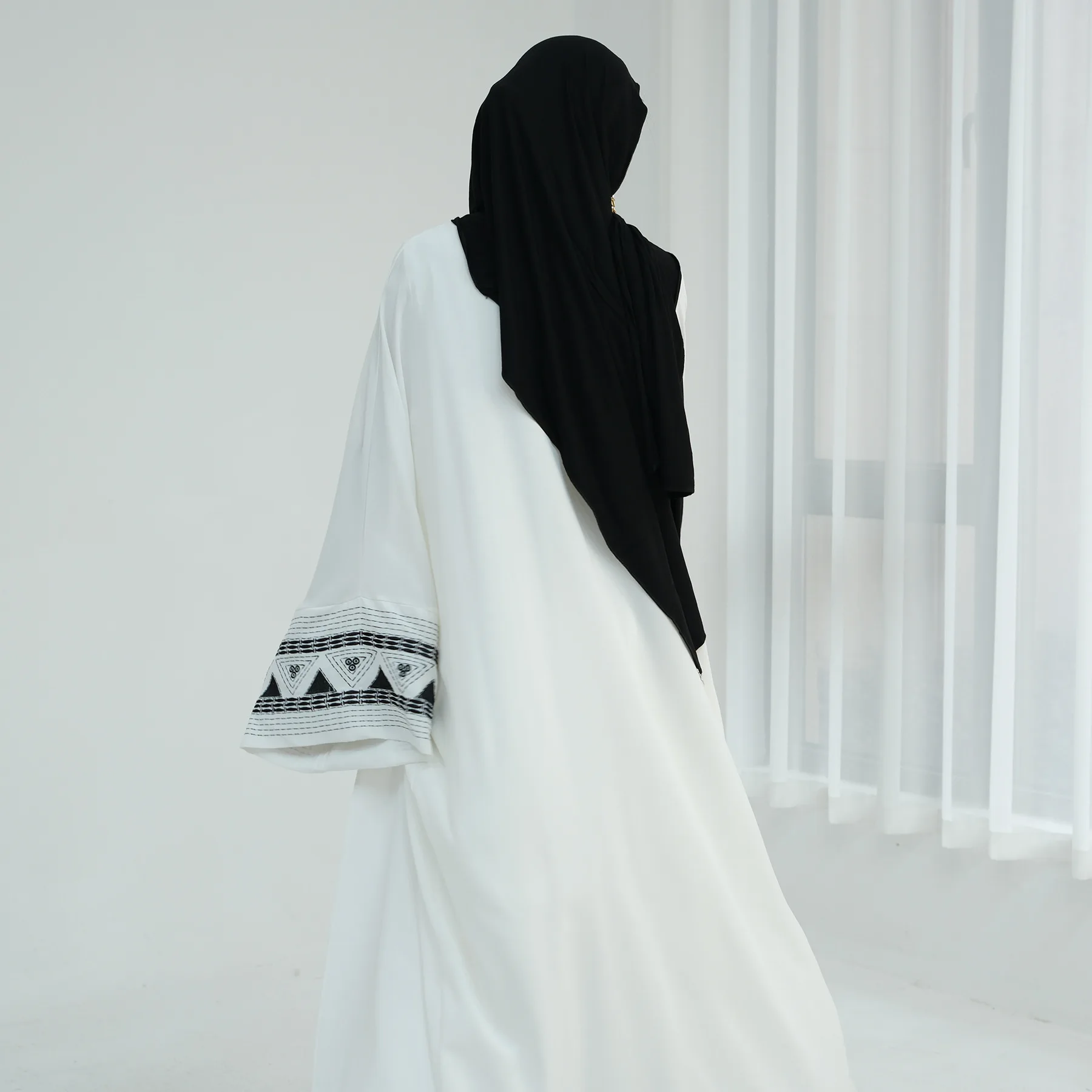 UNI Modesto Kimono bordado Dubai Abaya Medio Oriente Türkiye vestido elegante Eid Ramadán Kebaya Abayas mujeres caftán Marocain Femm