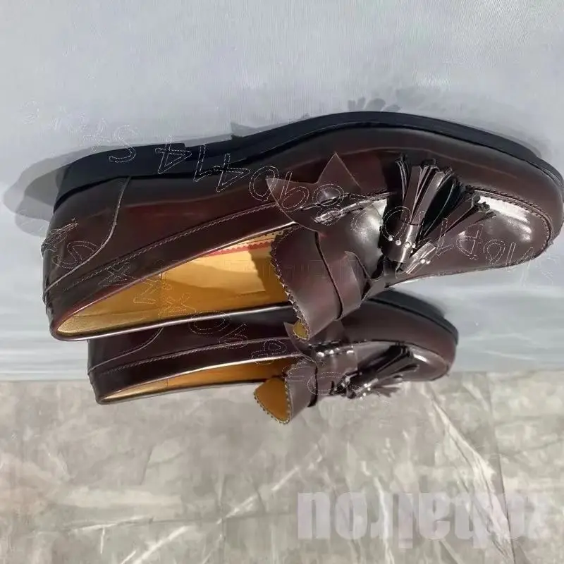 

Brown Sewing Design Tassels Decor Penny Loafers Fashion Slip On Men Shoes Luxury Handmade Party Banquet Dating Men Casual Shoes