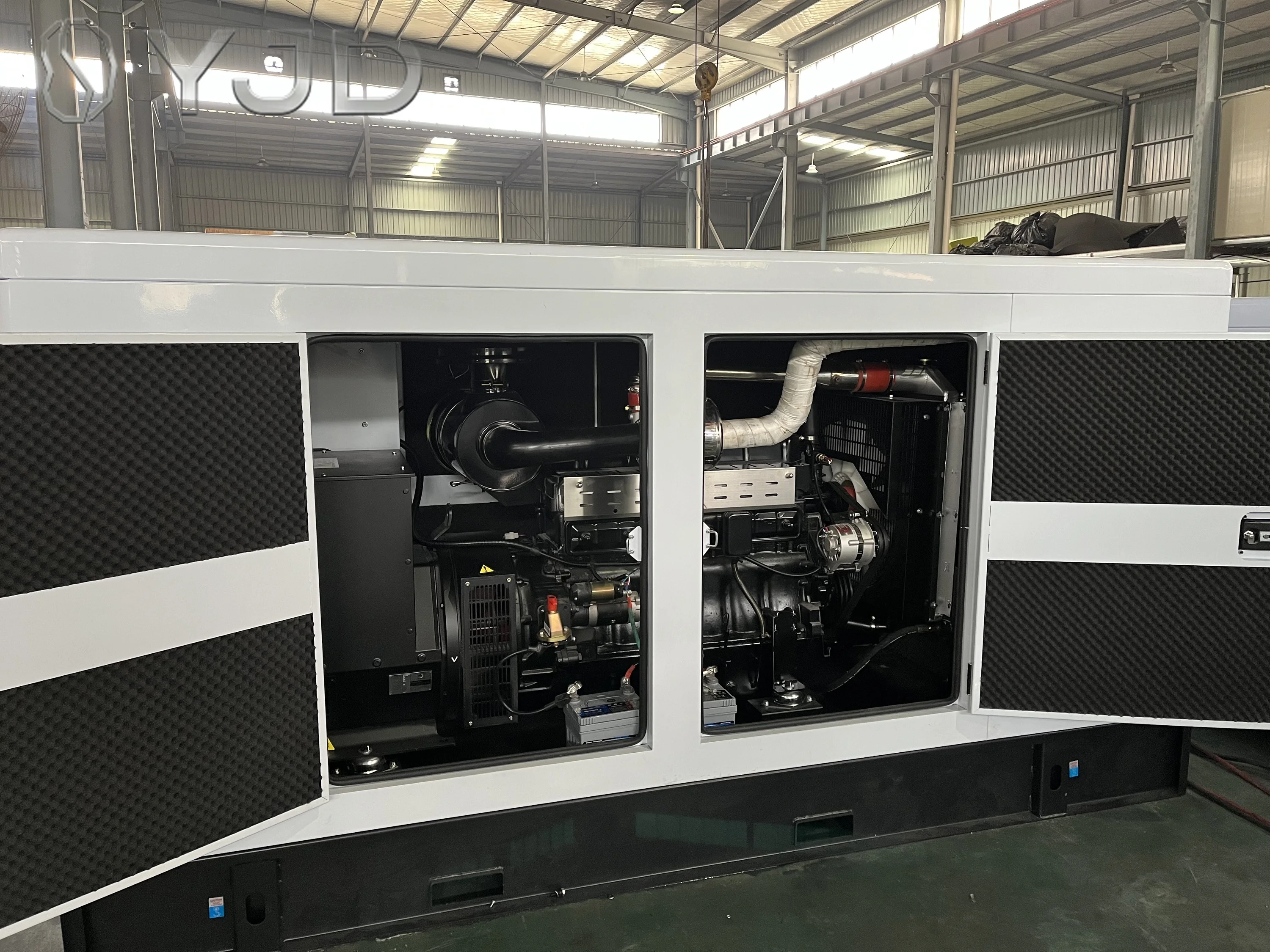 150KW 60HZ Low Noise Generator Three Phase (254/440V) Super Silent 1800RPM Electric Start for Airport