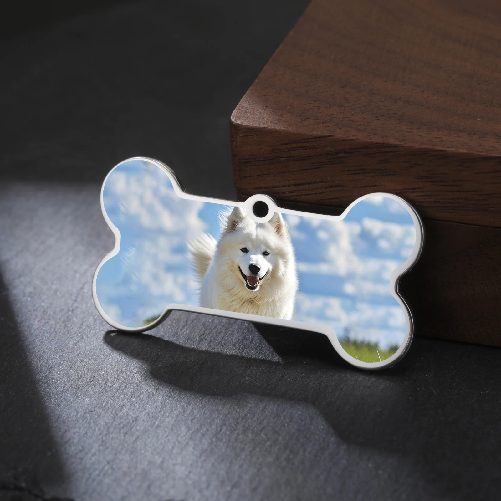 

Bone Shaped Single Sided Color Printed Custom Pendant Simple Design Personalized Pet Picture Theme Pet Enthusiast Pendant Gift