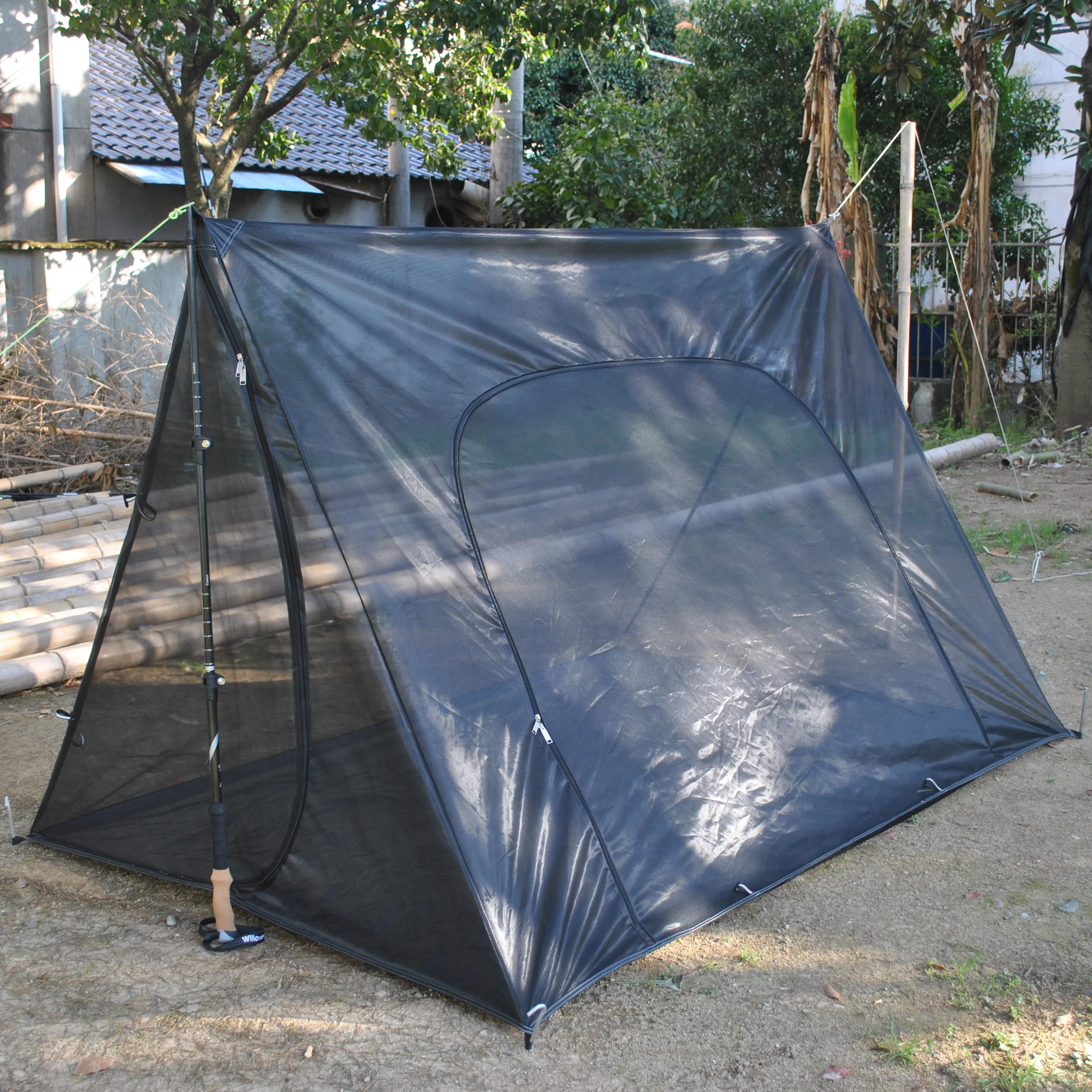 

2 Person Mesh Tent, Screen Shelter with Waterproof Bathtub Floor for Outdoors Camping Lightweight Backpacking mesh tent