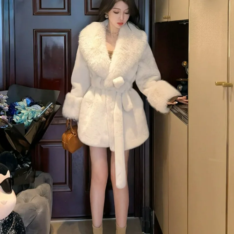 2023 New Imitation Fox Fur Collar Fur Jacket Women's Winter Temperament Lace-up Midi Fur Fashion Casual Comfortable Coat