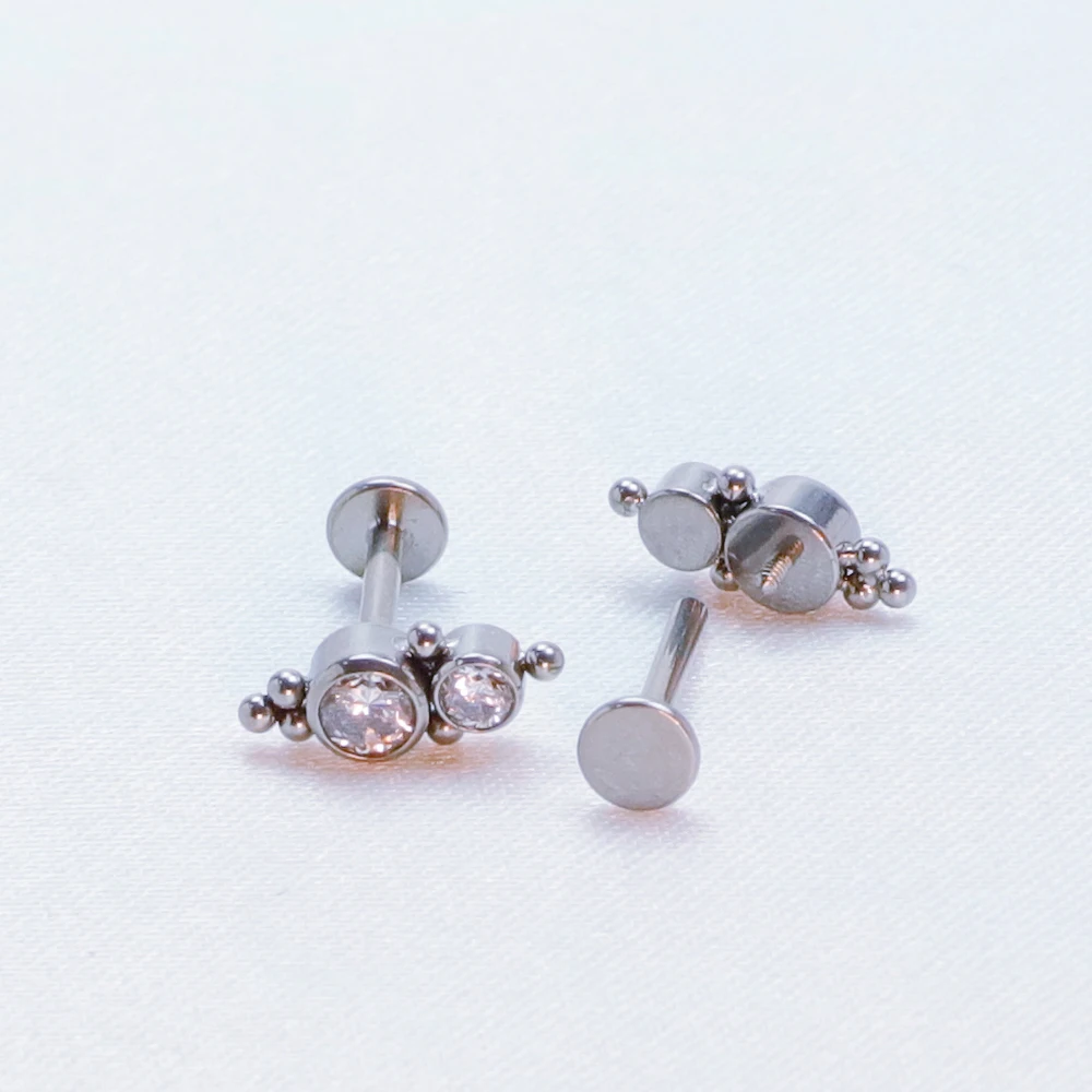Septum Tragus Piercing Lip Stud F136 Titanium Cartilage Studs Sexy Charming Earrings 16g Women Labret Clicker Helix Body Jewelry