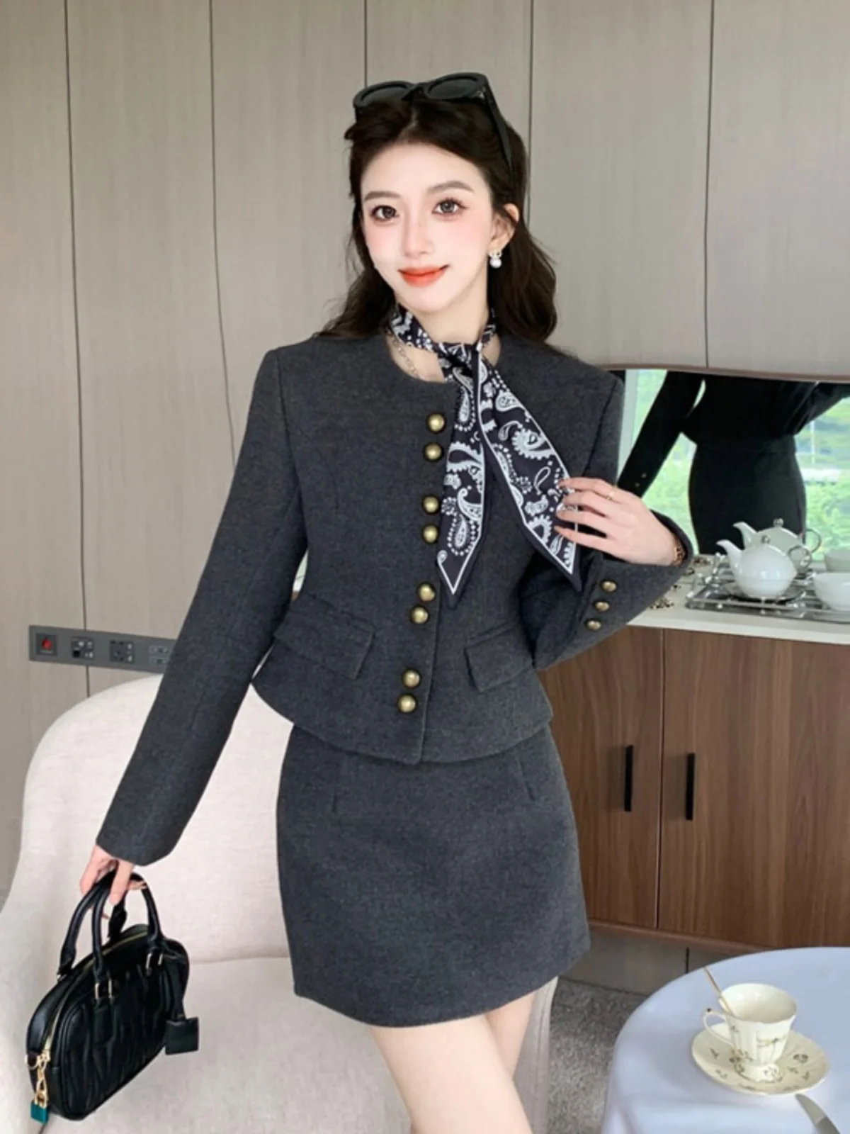 

Thickened Woolen Suit Set with Coat And Skirt Elegant Korean Style Fashionable Two-Piece Spring Collection