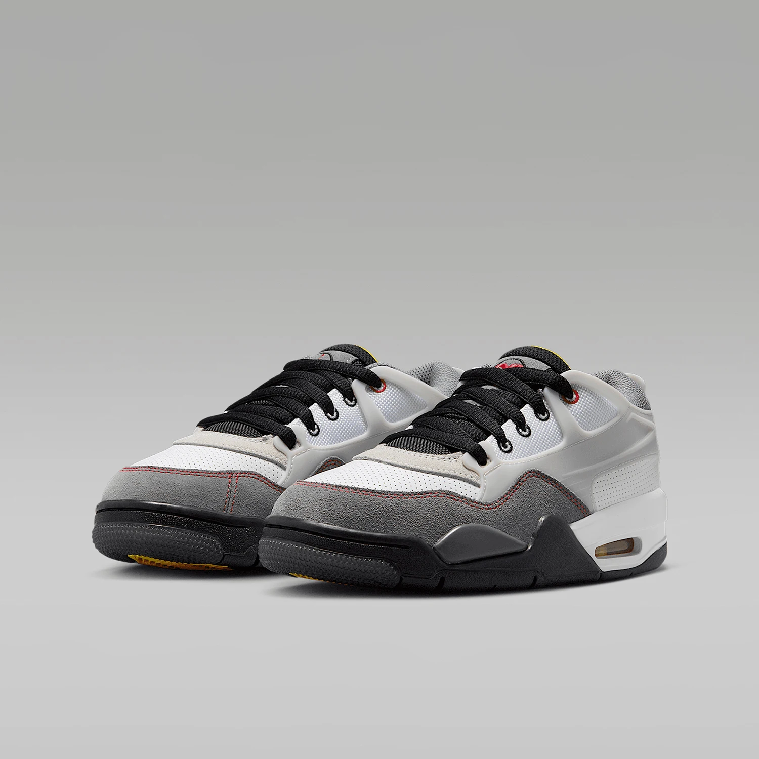 

Nike Genuine JORDAN Grade School Air Cushion Low-Top Basketball Shoes IB8051-100