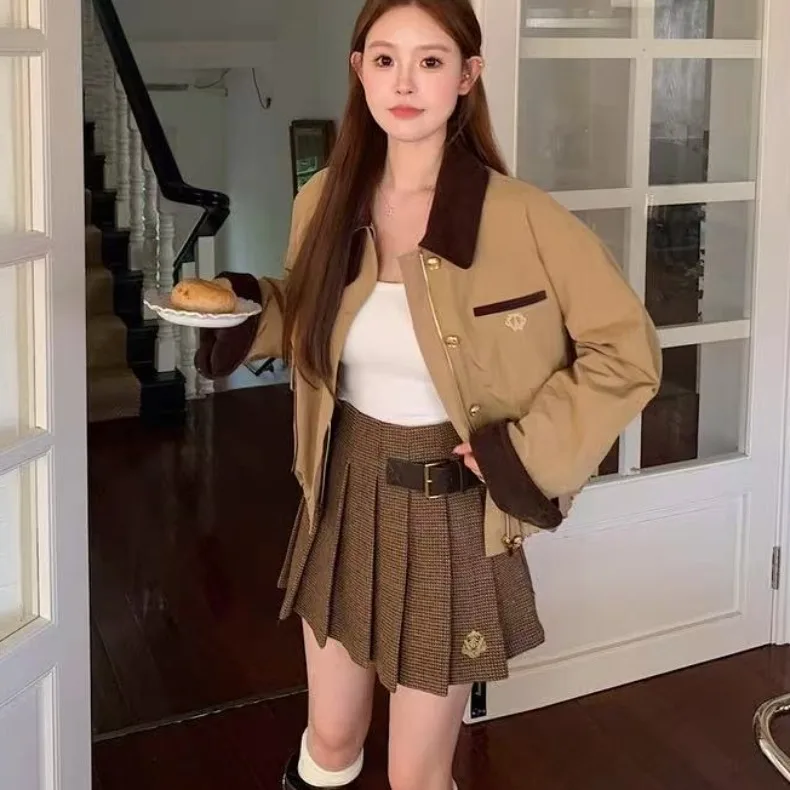 

Women's Cotton Jaet Thiened ort Sle Turn-down Collar Retro American Color Blo Design Commute Friendly Winter Coat