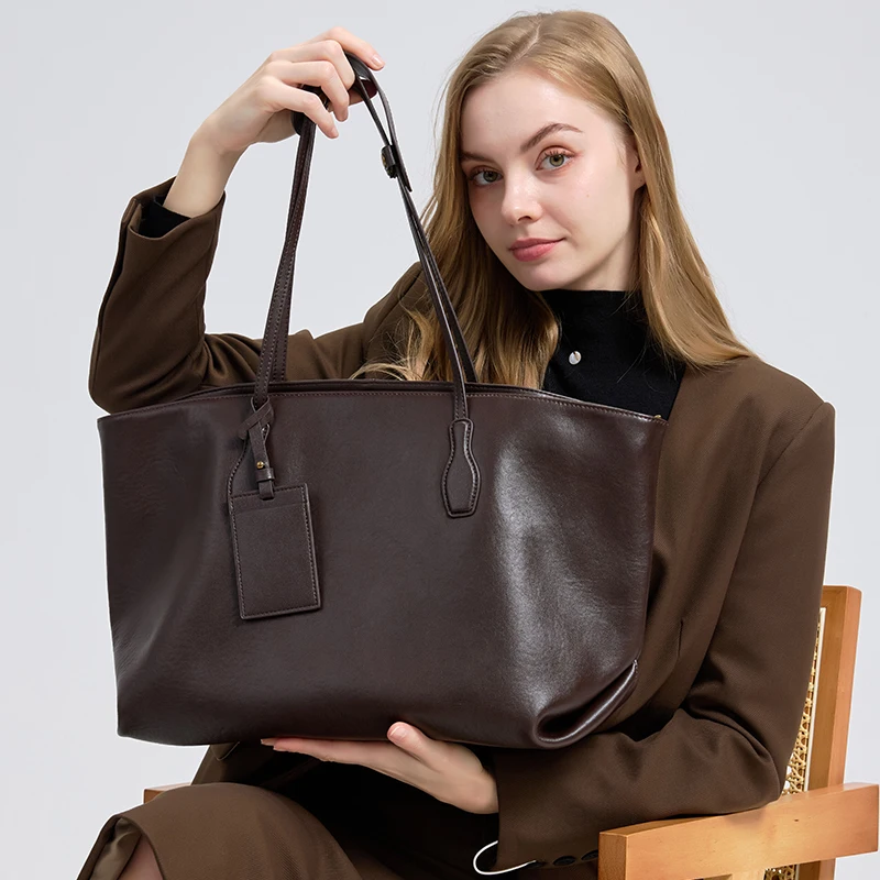 

Woman luxury women's designer bag ladies large capacity handbag high-quality soft leather shoulder bag fashionable temperament